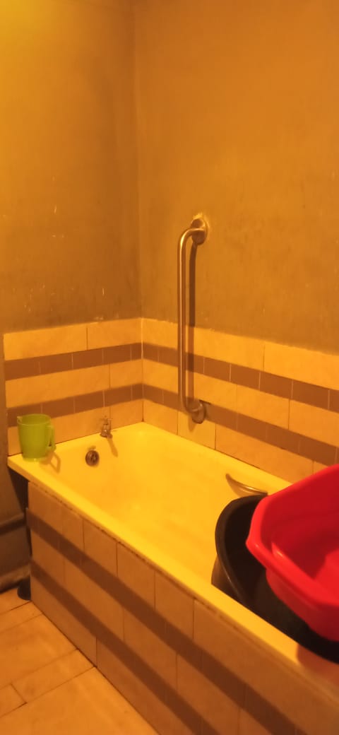 2 Bedroom Property for Sale in Heideveld Western Cape